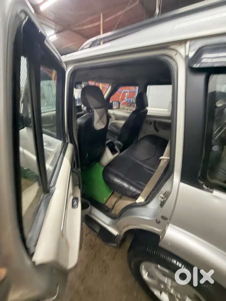 Mahindra Scorpio S10 Diesel 2017