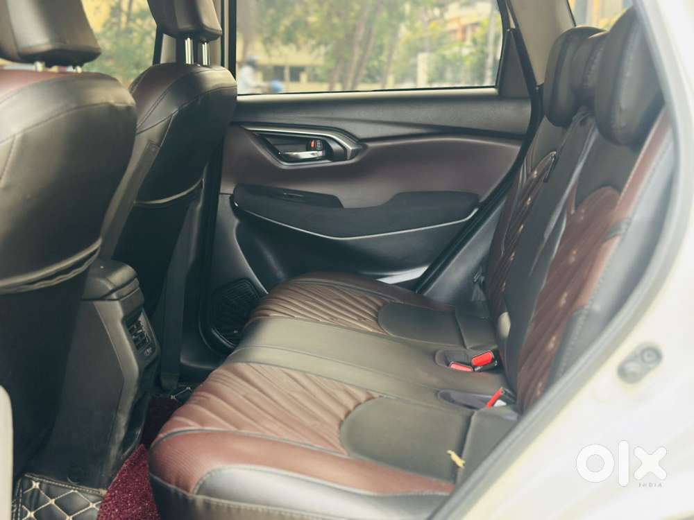 Maruti Suzuki Grand Vitara 1.5 Sigma Smart Hybrid, 2023, Petrol