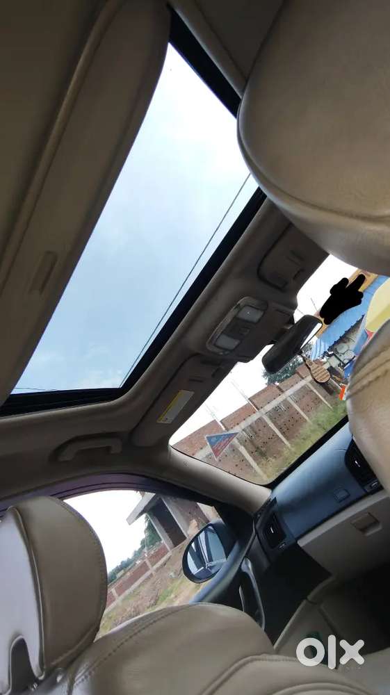 Mahindra Xuv500 Diesel 2016 With 150000 Km