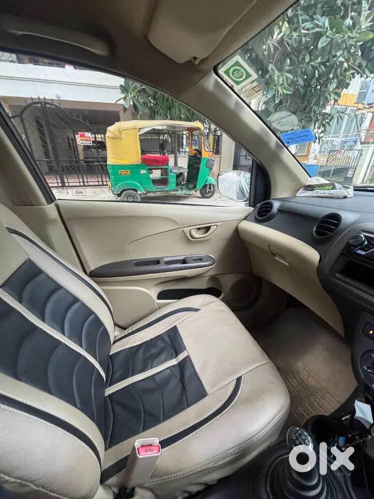 Honda Brio Petrol Mt 2013