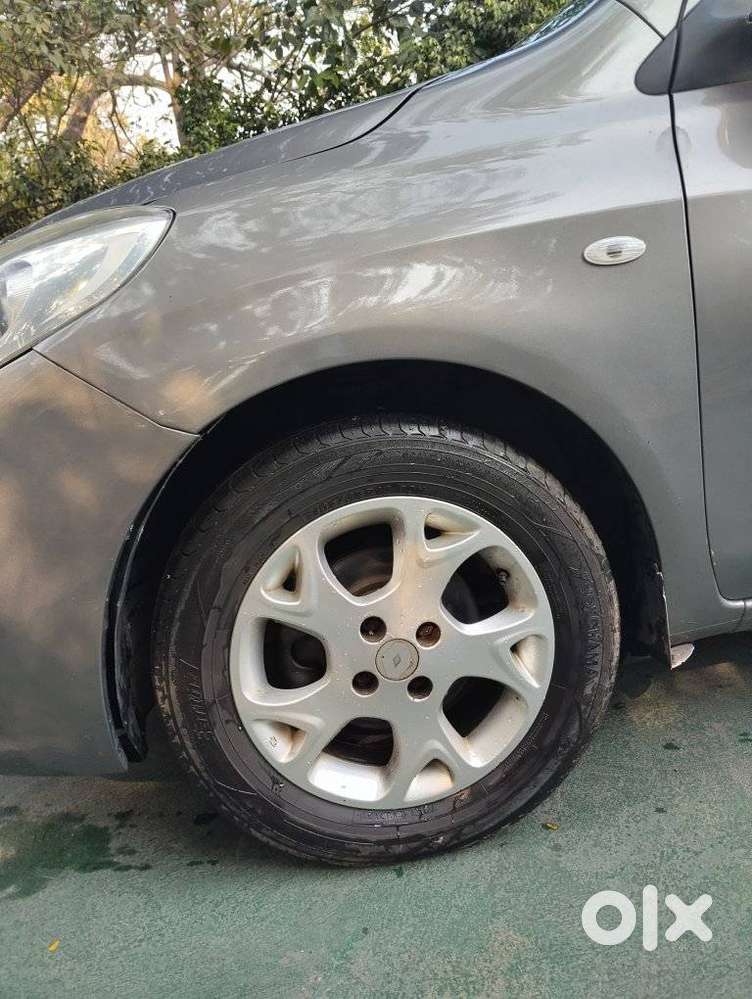 Nissan Sunny, 2012, Diesel