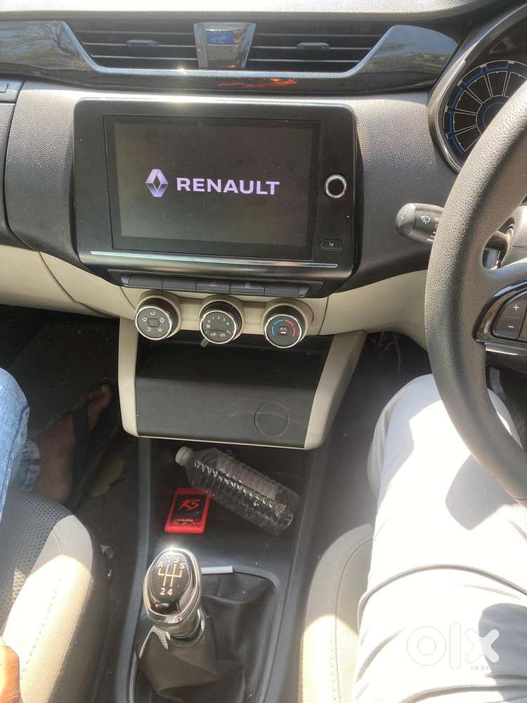 Renault Triber Rxt, 2021, Petrol