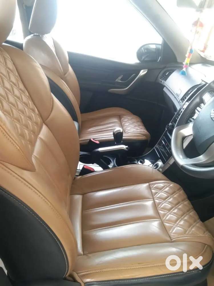 Mahindra Xuv500 2019 Diesel 106071 Km Driven