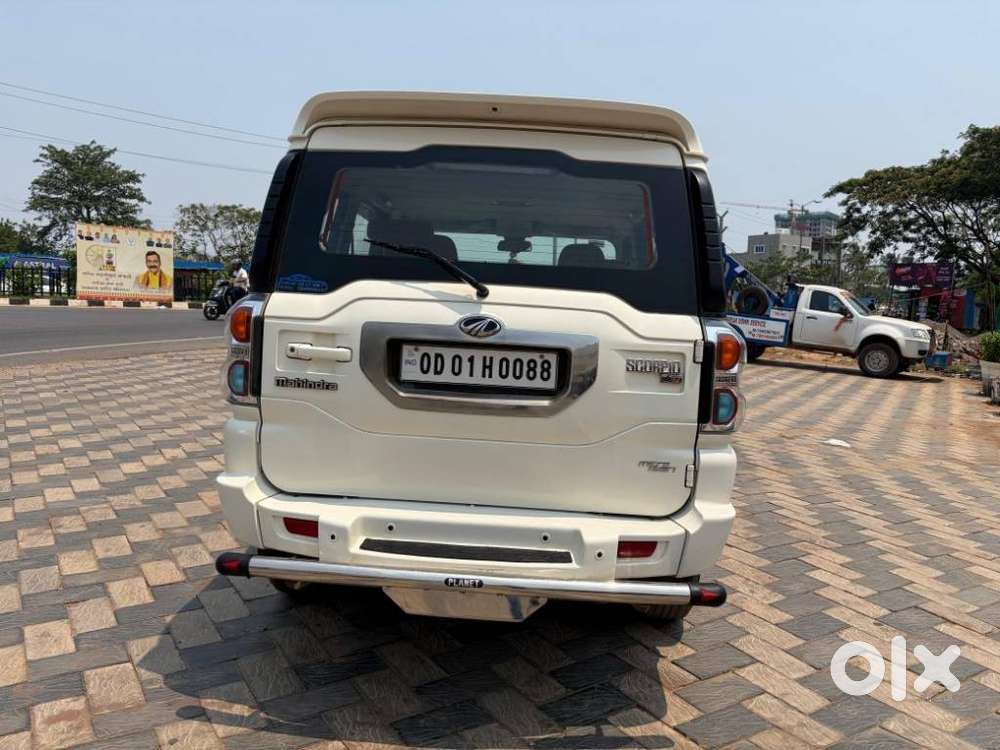 Mahindra Scorpio S10, 2015, Diesel