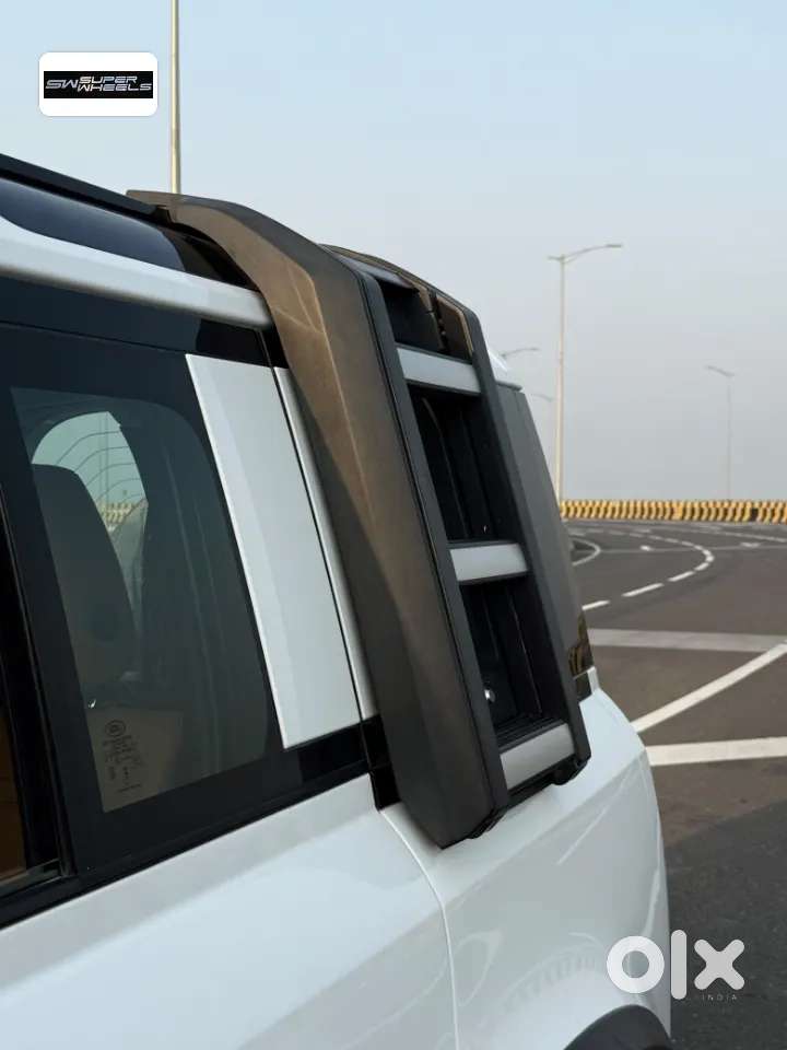 Land Rover Defender, 2023, Petrol