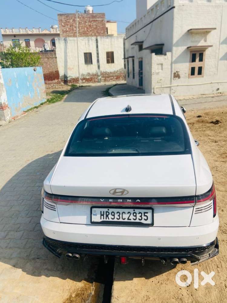 Hyundai Verna 2023 Petrol Top Model 61000 Km Driven .