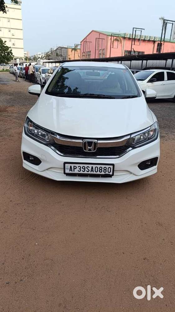 Honda City, 2023, Petrol