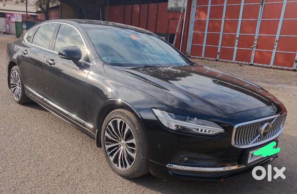 Volvo S90 D4 Momentum, 2024, Petrol