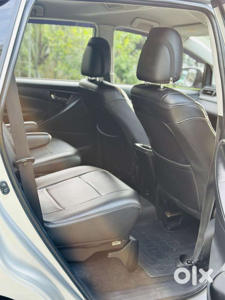 Toyota Innova Crysta 2.4 Gx Mt, 2019, Diesel