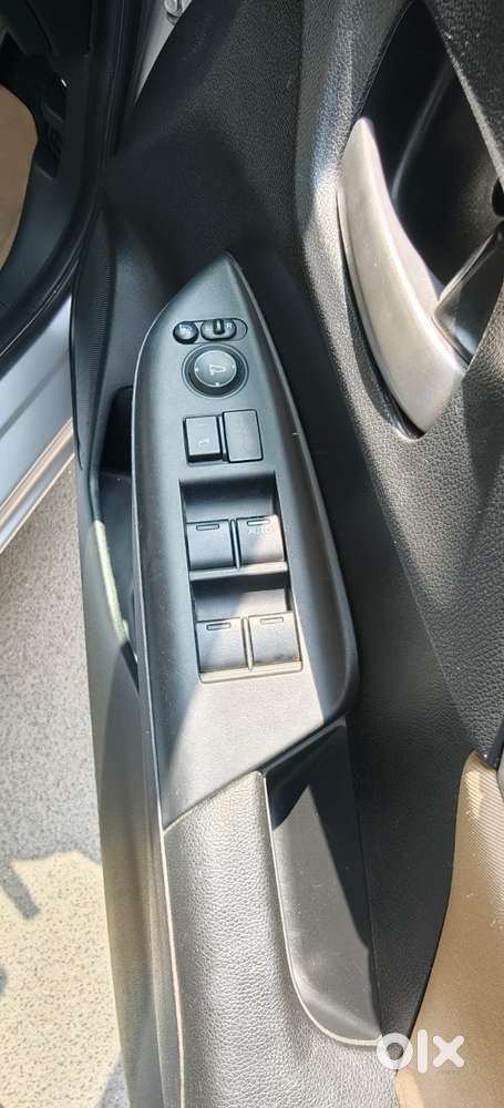 Honda Jazz 1.2 V At I Vtec, 2017, Petrol