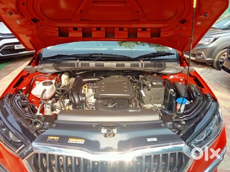 Skoda Slavia 1.0 Tsi Style At, 2024, Petrol