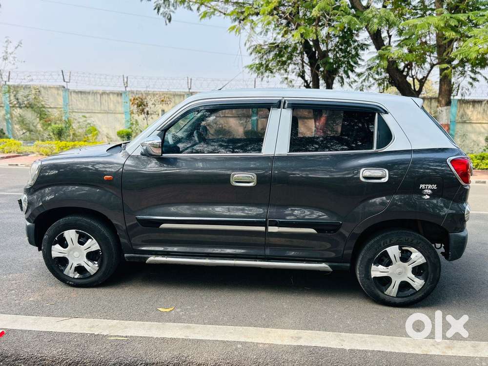 Maruti Suzuki S-presso Vxi Opt, 2022, Petrol