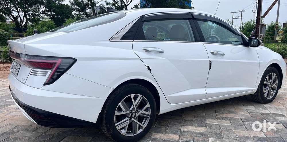 Hyundai Verna Sx 1.5 Petrol Ivt, 2023, Petrol