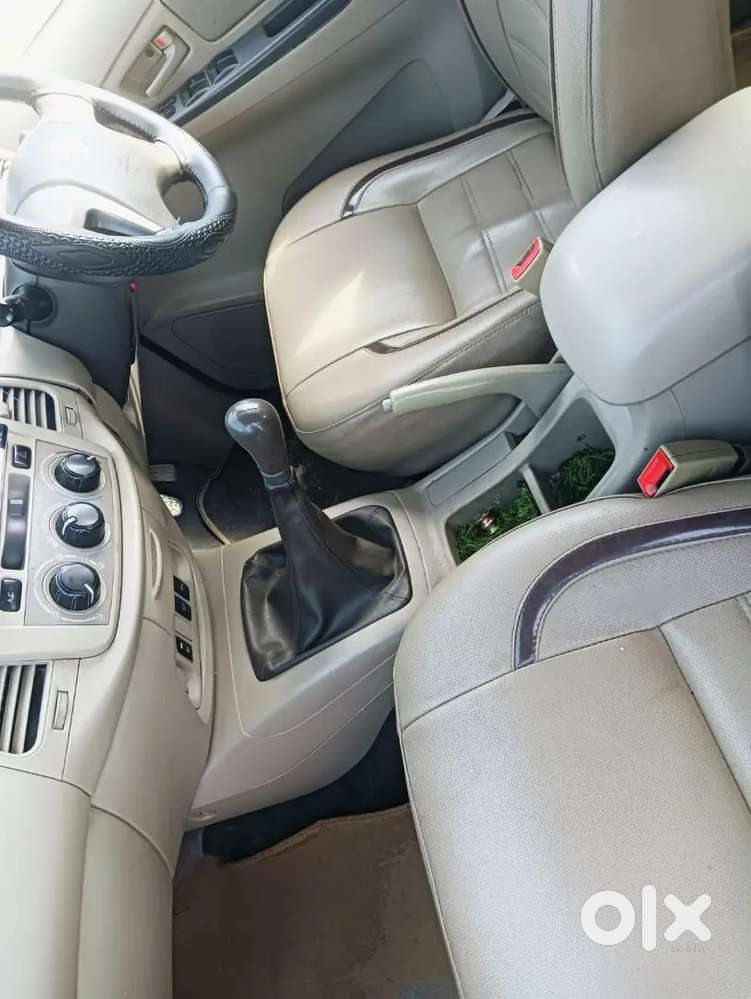 Toyota Innova 2014 Dec  Ending Model, Manual Diesel