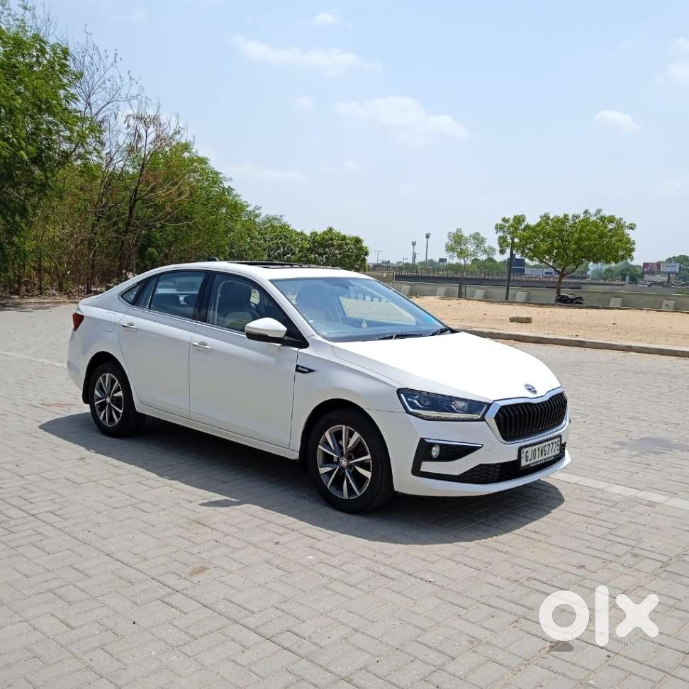 Skoda Slavia Style 1.0l Tsi At, 2022, Petrol