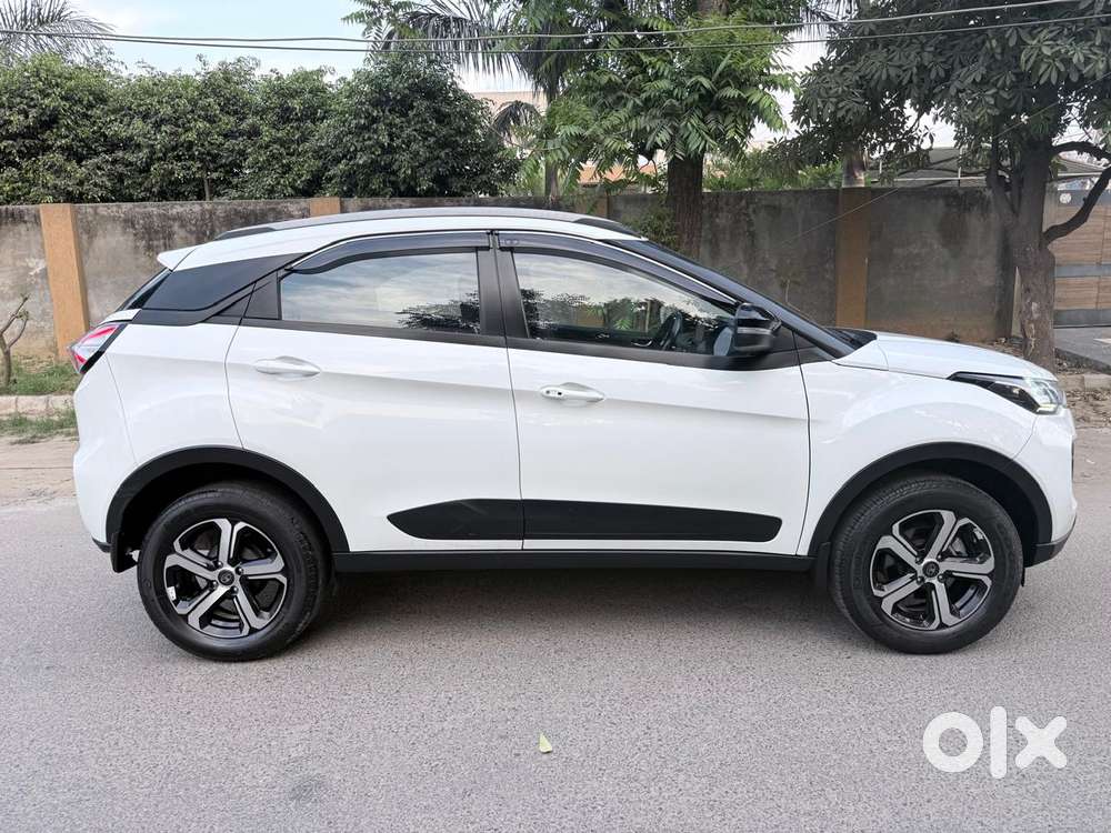 Tata Nexon 1.2 Revotron Xz Plus (s), 2023, Petrol