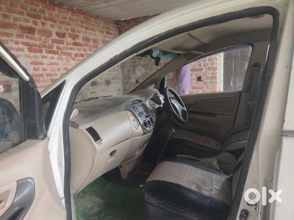 Toyota Innova 2009 Diesel Ps 7