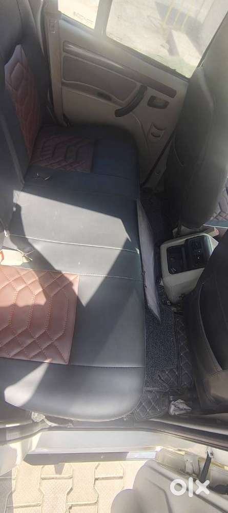 Mahindra Scorpio S6, 2017
