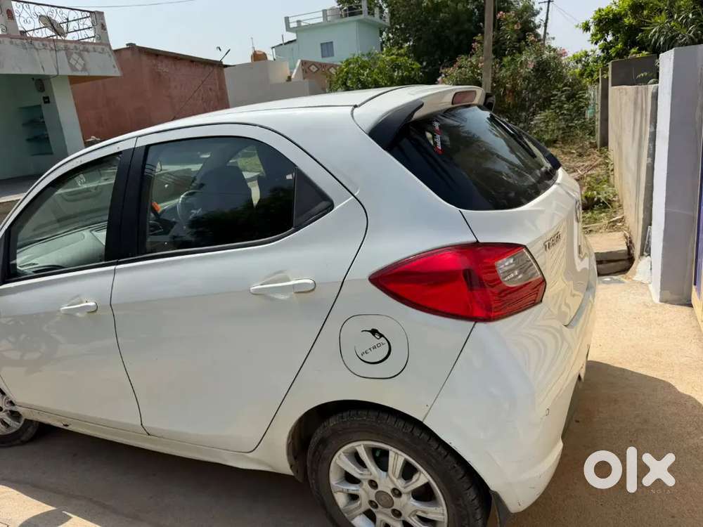 Tata Tiago 2017 Petrol 98500 Km Driven