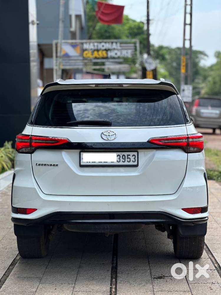 Toyota Fortuner Legender 4x2 At 2.8, 2022, Diesel