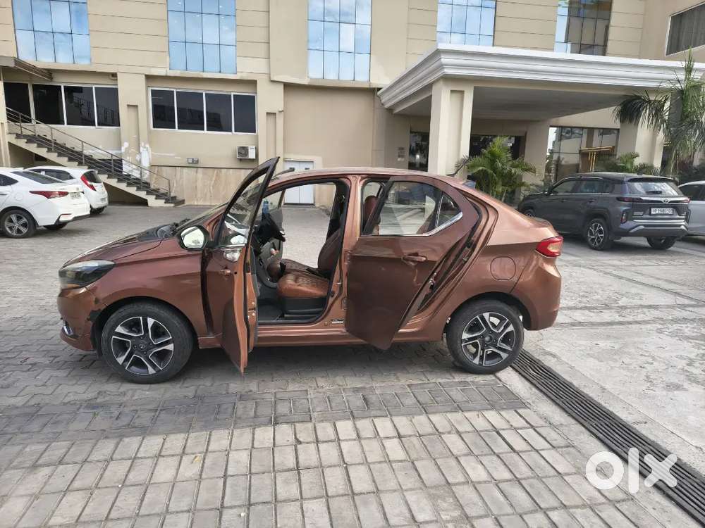 Tata Tigor Petrol 2017