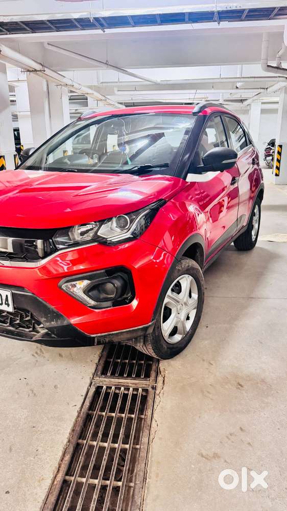 Tata Nexon 2020 Petrol | 70mi Front + Rear Dashcam Installed & 360 Cam