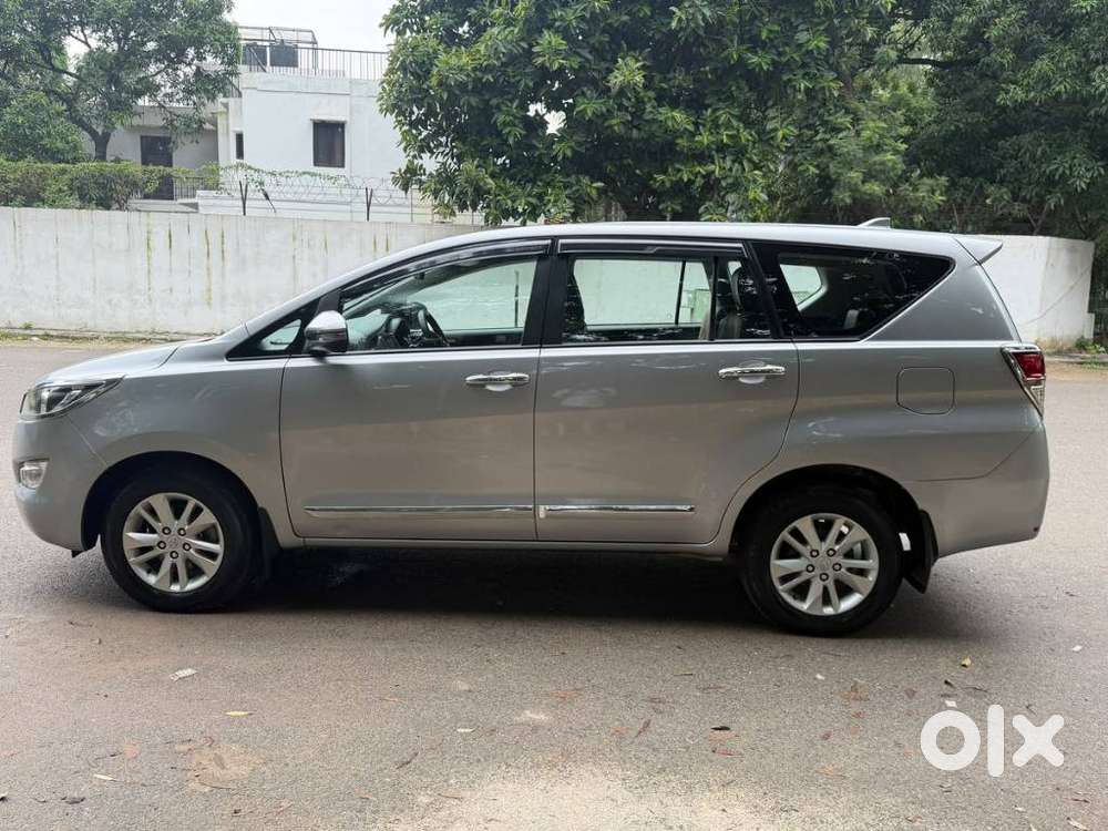 Toyota Innova Crysta 2.4 Gx Mt, 2021, Diesel