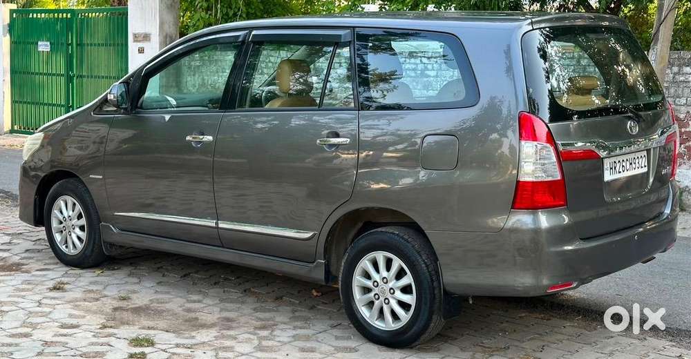 Toyota Innova 2014 Diesel 133000 Km Driven