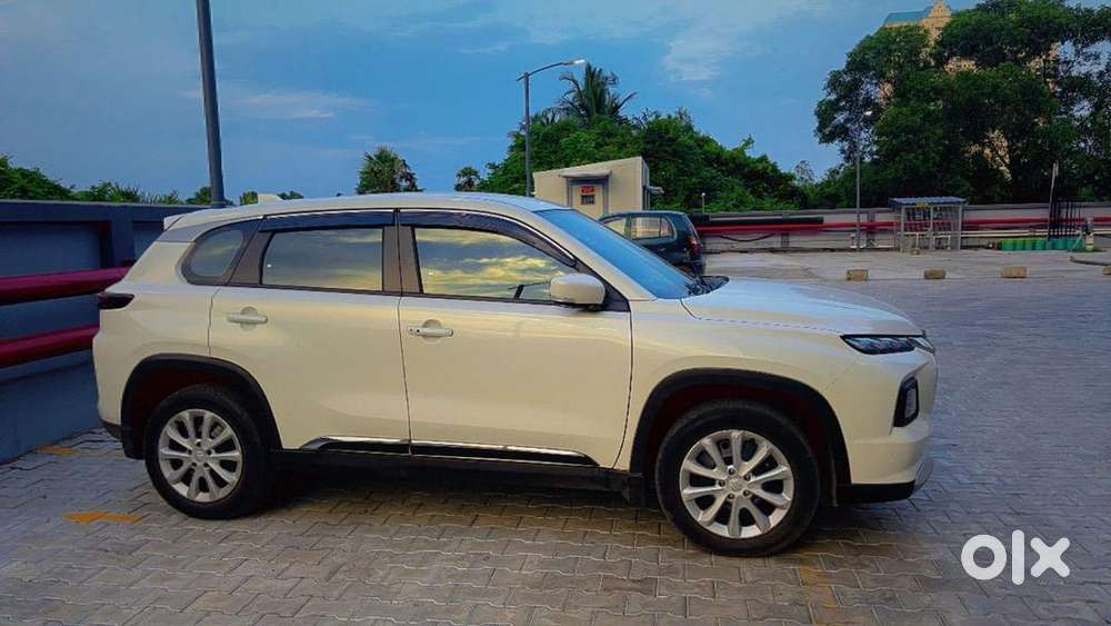 Maruti Suzuki Grand Vitara 2022 Petrol Well Maintained