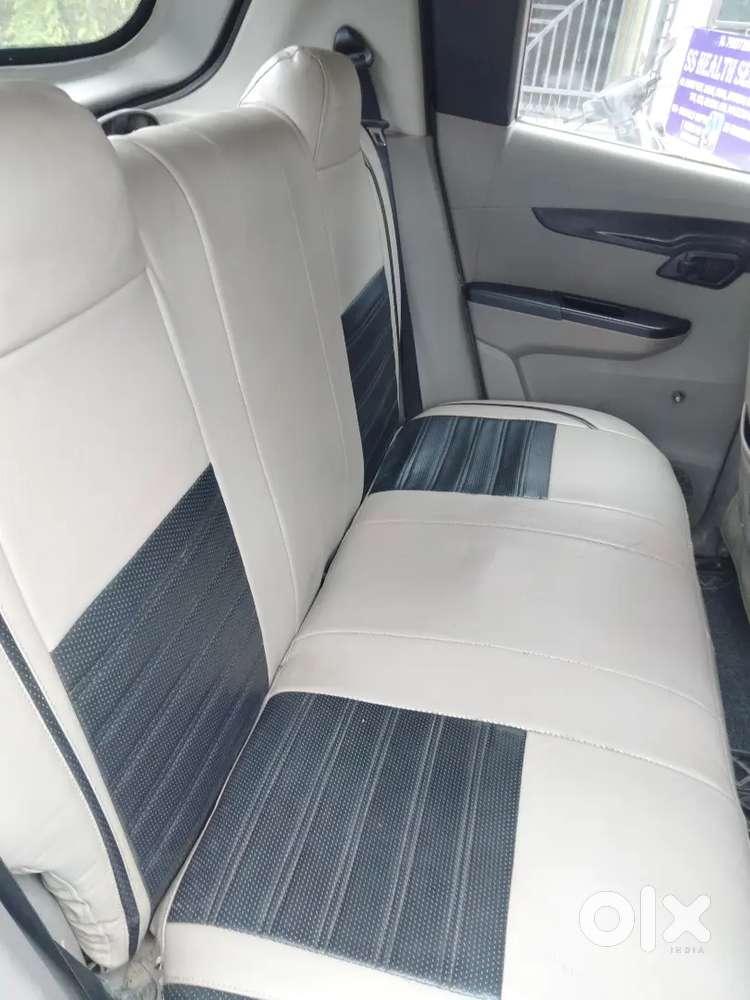 Mahindra Kuv100 Nxt 2017 Year Car ... Petrol/cng