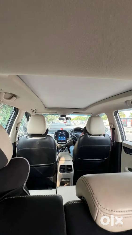 Single Handed, Good Condition, Mg Hector Hybrid Sharp 2021