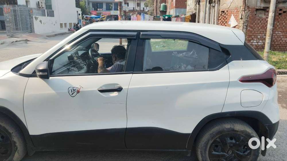 Tata Punch Pure With Cng On Paper, Car Is Running Very Good Condition