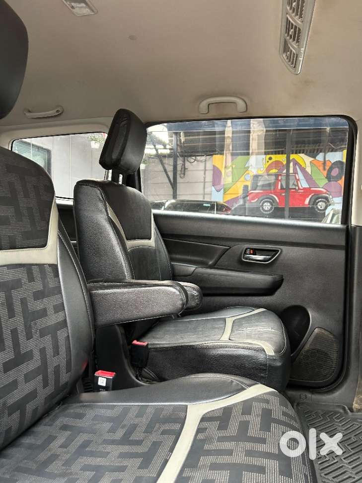 Maruti Suzuki Xl6 1.5 Zeta Mt, 2024, Petrol