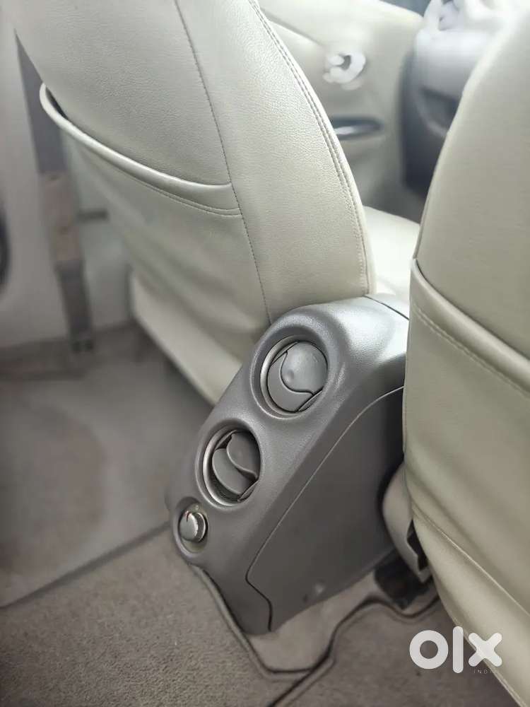 Nissan Sunny Petrol 2012 Model