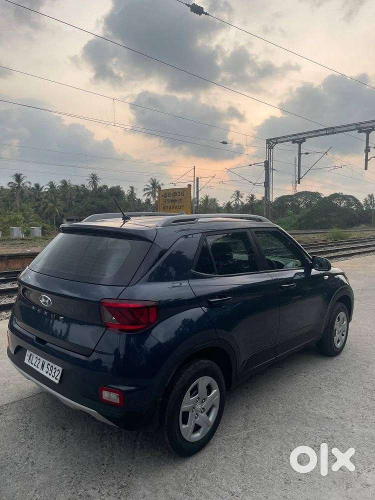 Hyundai Venue S Mt 1.2 Kappa, 2019, Petrol