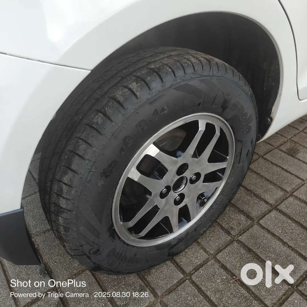 Maruti Suzuki Swift 2012 Petrol 117500 Km Driven