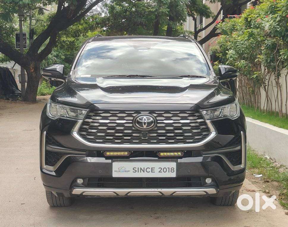 Toyota Innova Hycross 2.0 Zx (o) Hybrid 7 Str, 2024, Petrol
