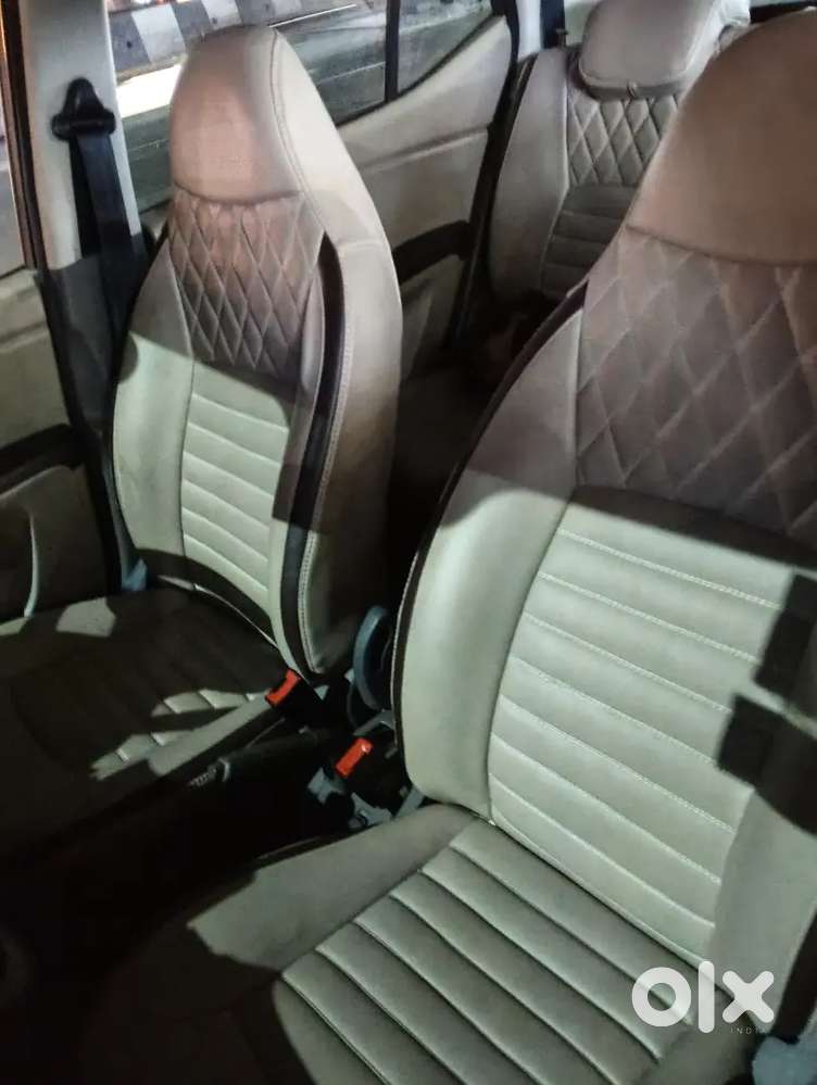 Hyundai I10 Sportz 2013 Variant