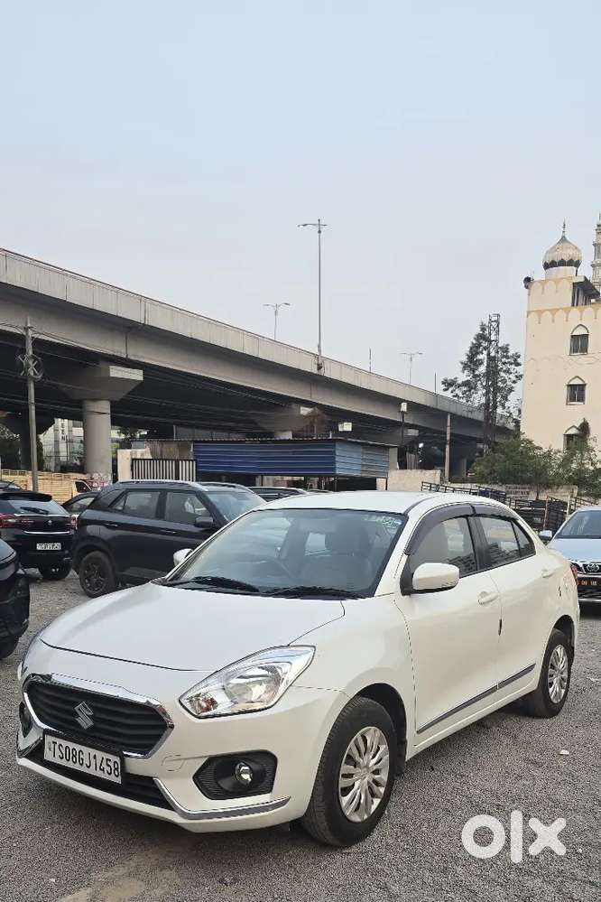 Maruti Suzuki Dzire 2018 Petrol 135000 Km Driven