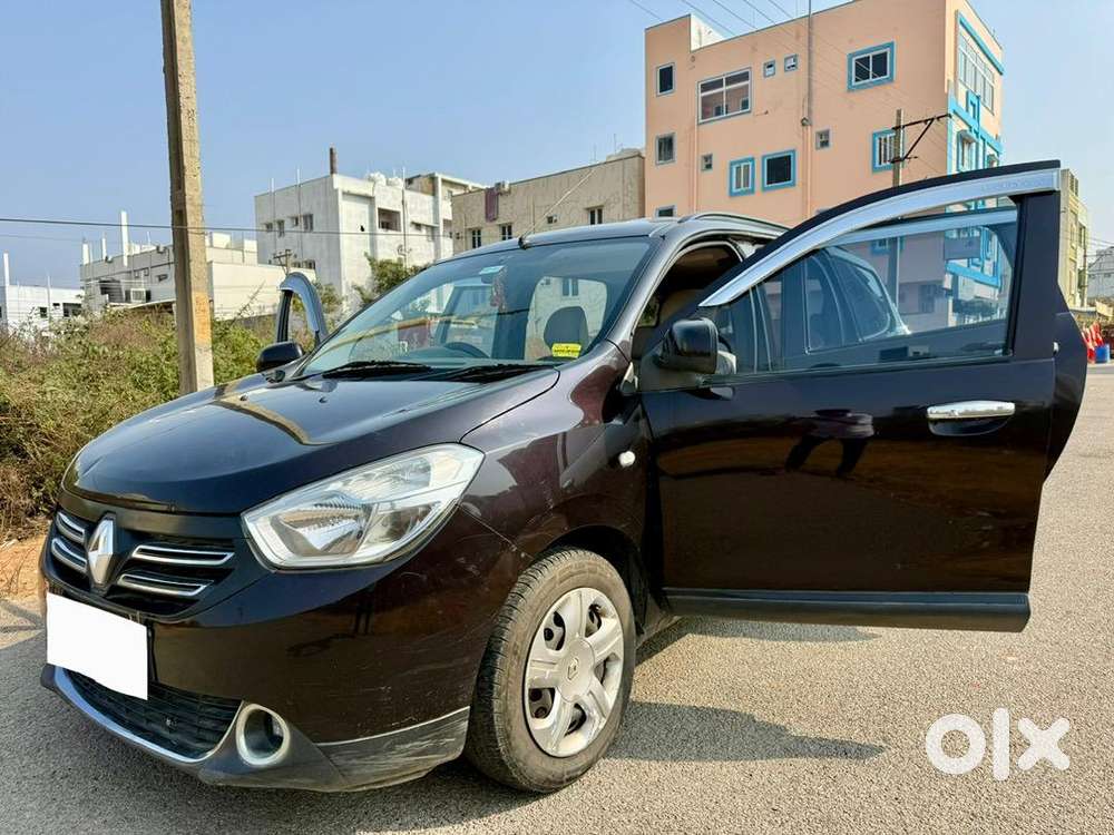 Renault Lodgy 7+ Eight Seater