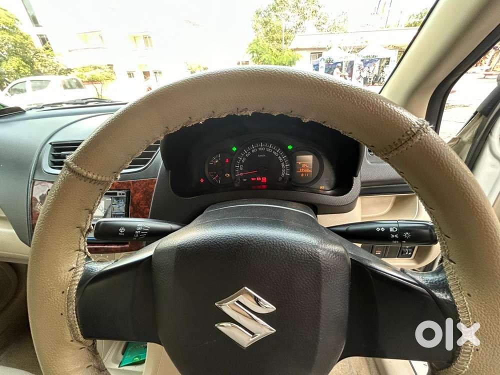 Maruti Suzuki Dzire 1.2 Vxi, 2013, Petrol