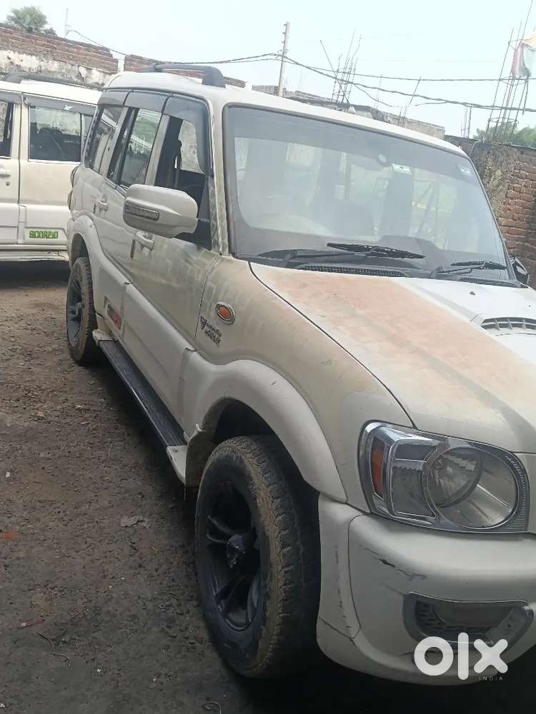 Mahindra Scorpio Classic 2012
