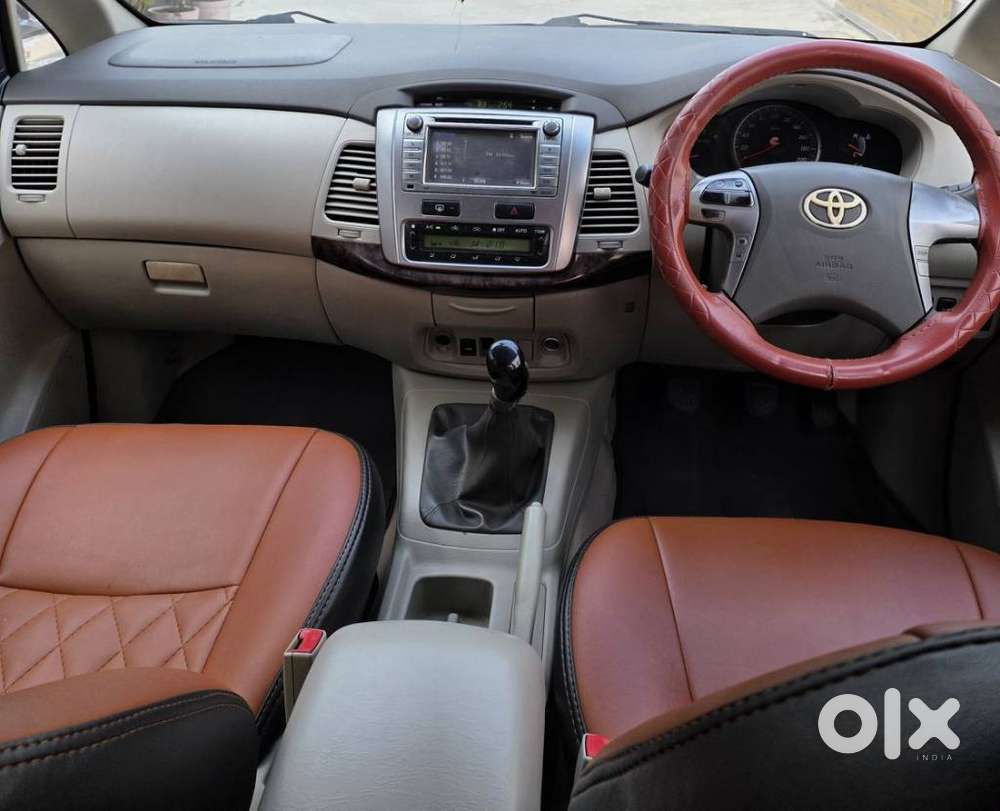 Toyota Innova 2.5 Vx 7 Seater Bs Iv, 2014, Diesel