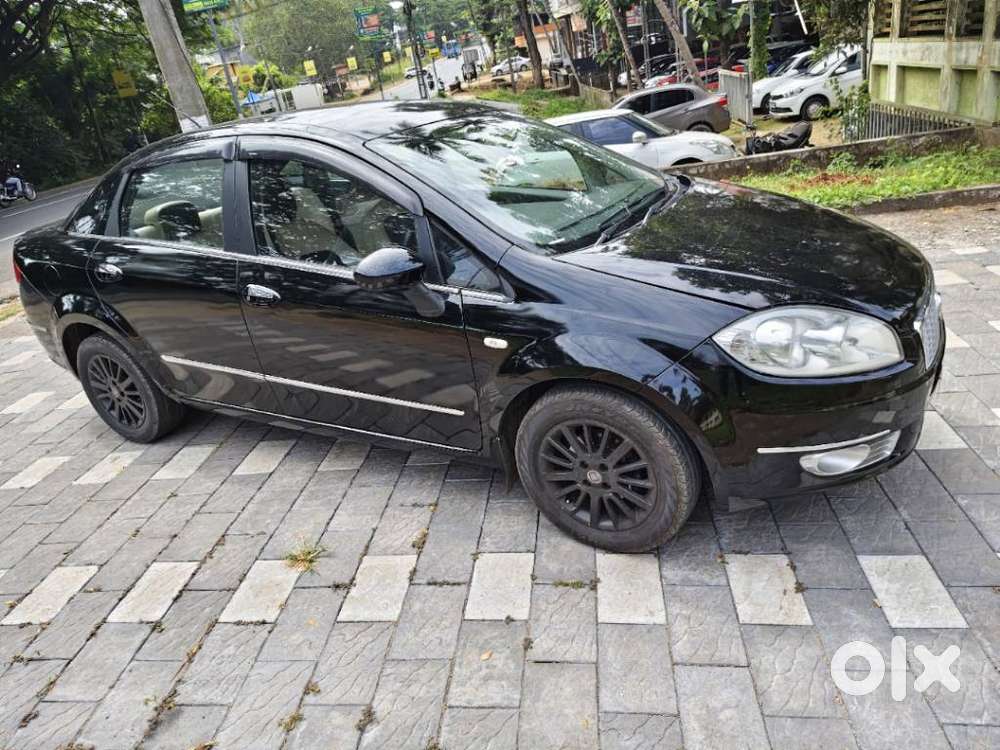 Fiat Linea Emotion Pack (diesel), 2011