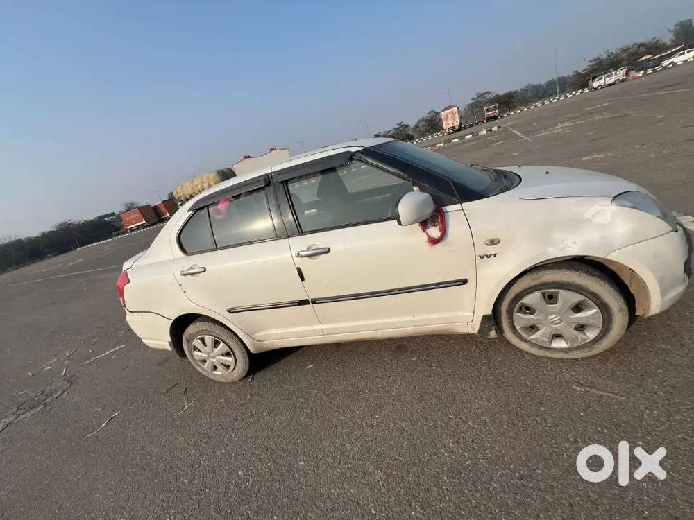 Maruti Suzuki Dzire 2011 Petrol