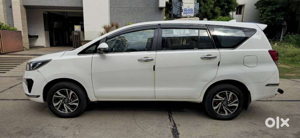 Toyota Innova Crysta 2.4 Gx Mt 8s, 2020, Diesel