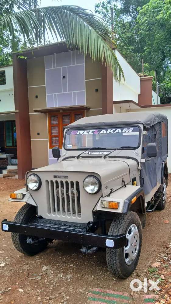 Mahindra Commander