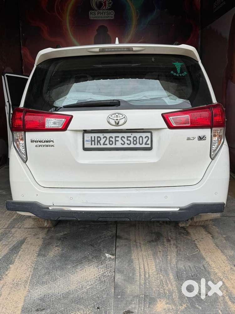2022 Toyota Innova Crysta