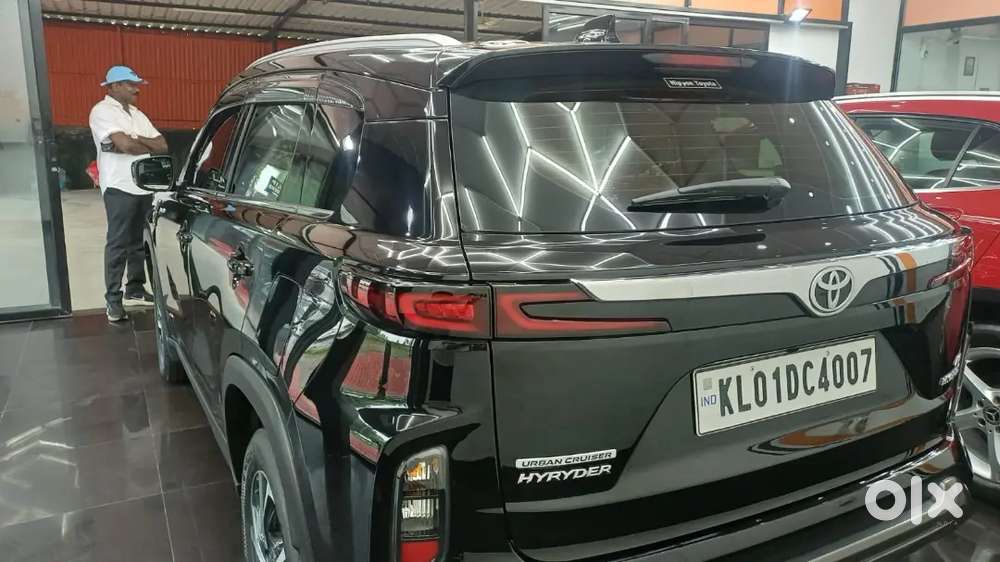Toyota Hyrider  G Hybrid Variant