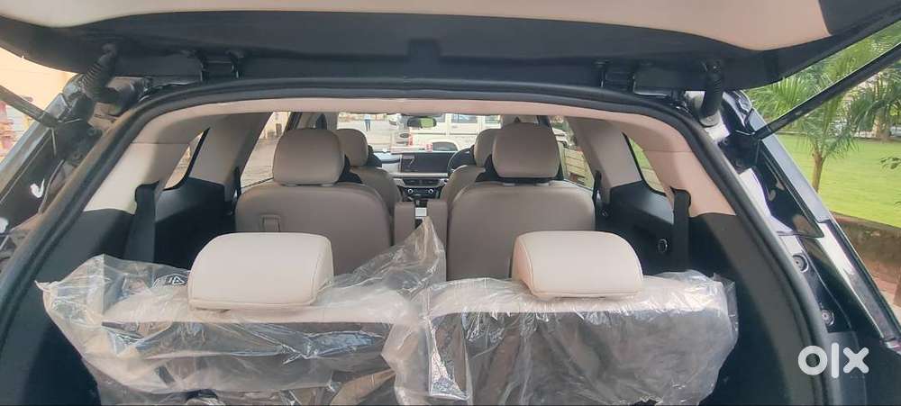 Xuv700 Ax7l 6str